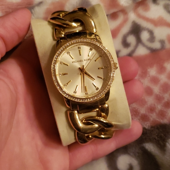 Michael Kors watch - Picture 1 of 1